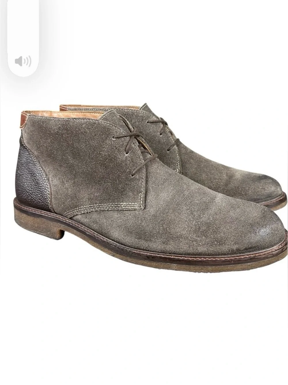 Johnston & Murphy Gray Suede Chukka Boots with Textured Heel